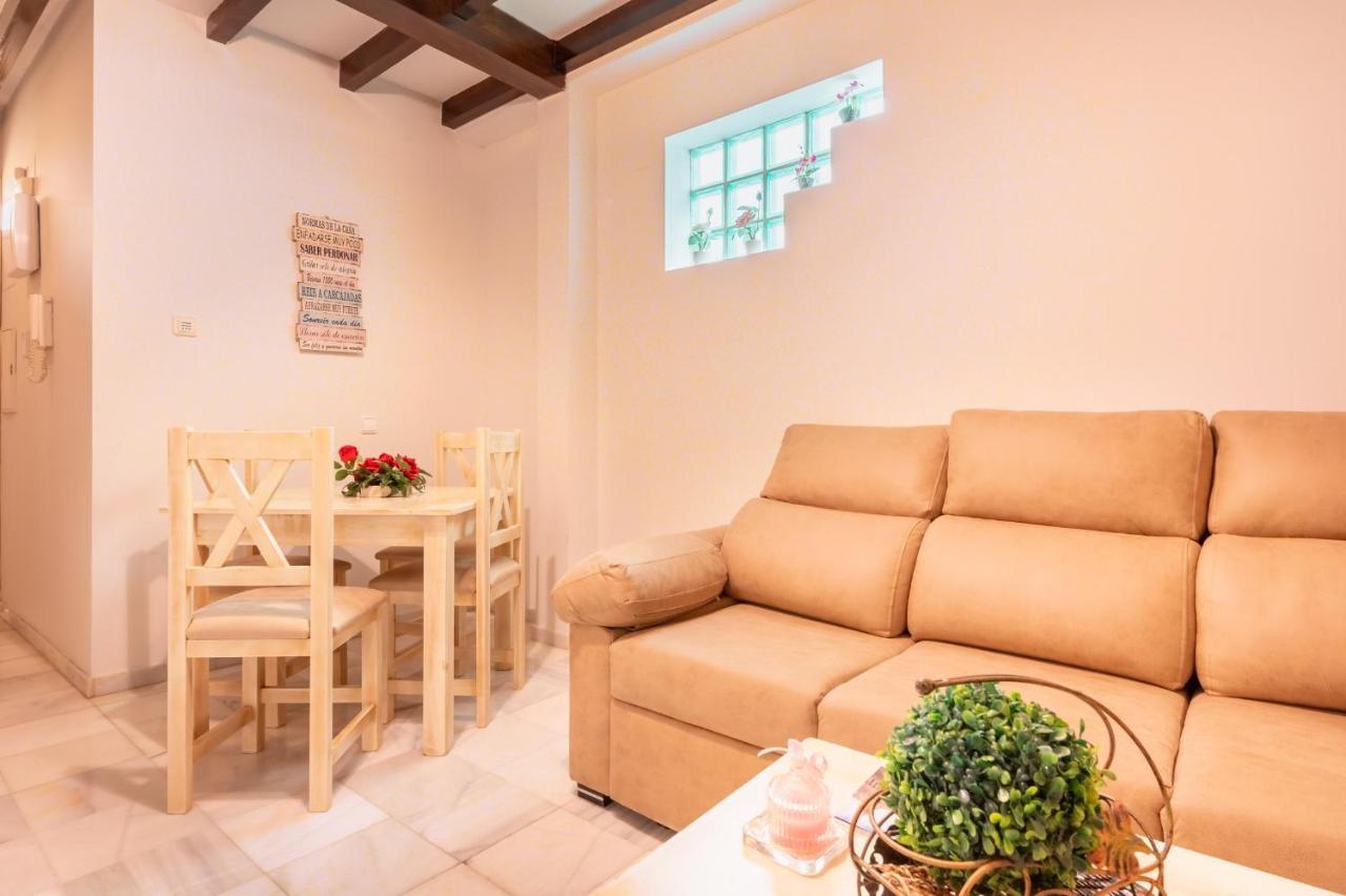 Precioso Apartamento En Triana Sevilla Buitenkant foto